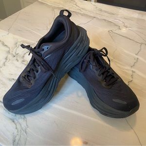 HOKA Bondi 8; size 9.5. Excellent condition- like new.